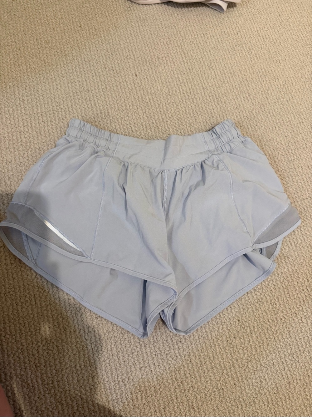 Lululemon Hotty Hot Low Rise 2.5”